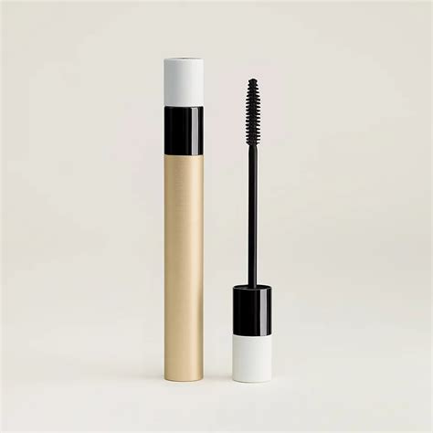 trait d'hermes mascara.